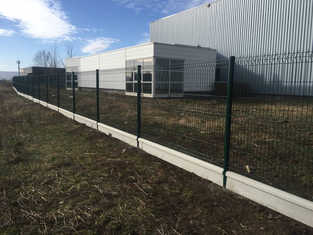 Assurez la protection de votre espace avec nos solutions de clôture à Gimeaux, Auvergne-Rhône-Alpes